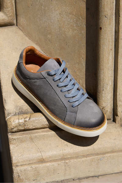 Vantaggio Luzero Сірий Нубук 100% натуральна шкіра Чоловічі кросівки з отворами