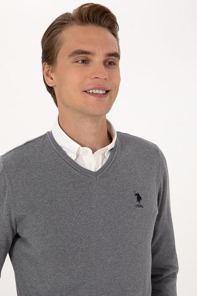 U.S. Polo Assn. Men's Gray Melange Basic Sweater 50288881-Vr086