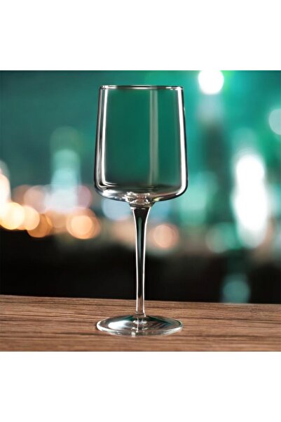 Pure Allure 4’lü Şarap Kadehi Seti – Zarif Desenli, 320 ml Cam, Bulaşık Makin...