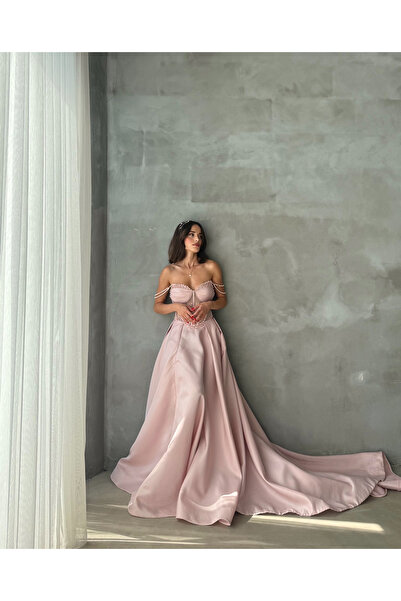 Merve Nişan elbisesi