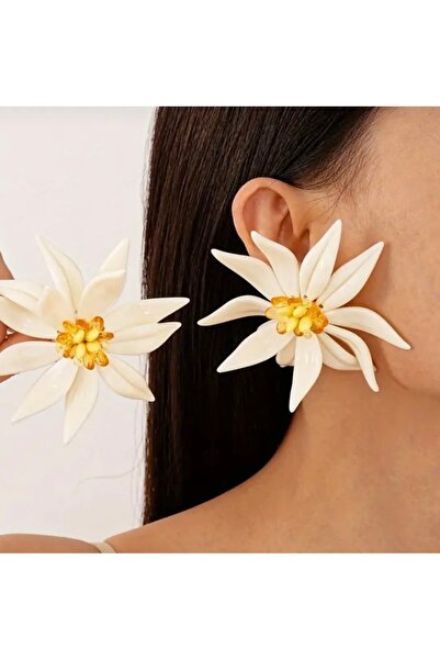 Aka Yazlık büyük çiçek küpe