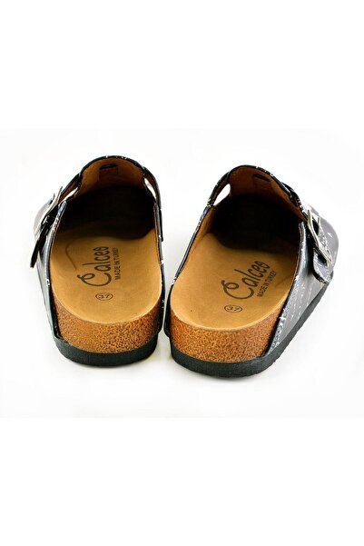 Goby Gözlüklü Kedi Desen Baskılı Burnu Kapalı Siyah Beyaz Sabo Kadın Terlik