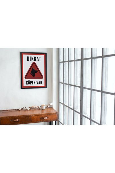 Arthopia Προσοχή Υπάρχει σκύλος Κόκκινο φύλλο πινακίδας αφίσα με κορνίζα Υψηλής ποιότητας διακοσμητικό σχέδιο ζωγραφικής