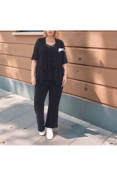 vividbutik Comfortable Brooch Jacket and Trousers Set - Set of 2