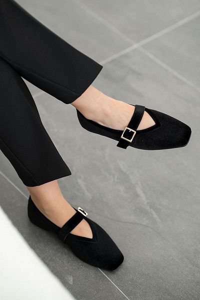 Parponi Nico Women's Square Toe Buckle Velvet Ballerinas Black