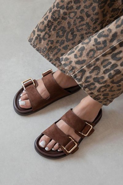 STRASWANS Axel Γυναικεία Πόρπη Λεπτομέρεια Daily Comfort Suede Παντόφλες Καφέ