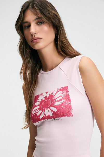 GRIMELANGE Vioza Women's Crew Neck Front Printed Slim Pink T-Shirt