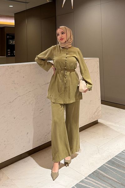 Tesettür Diyarı Women's Tansel Fabric Front Buttoned Hijab Suit