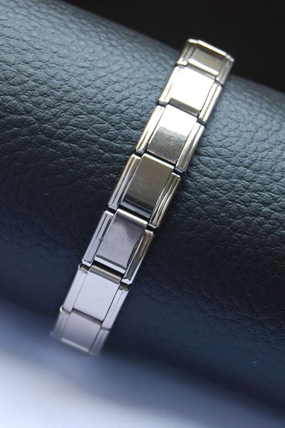 Rua Jewelry Steel Italian Charm Bracelet 18 cm 9 mm Silver Color |   No Tarnish, Unisex, 2 Years Warranty