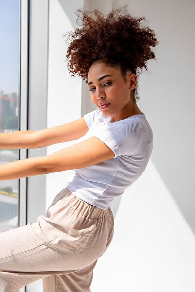 la & vetta Γυναικείο μπλουζάκι με λευκό ριμπ Crew Neck Basic Crop