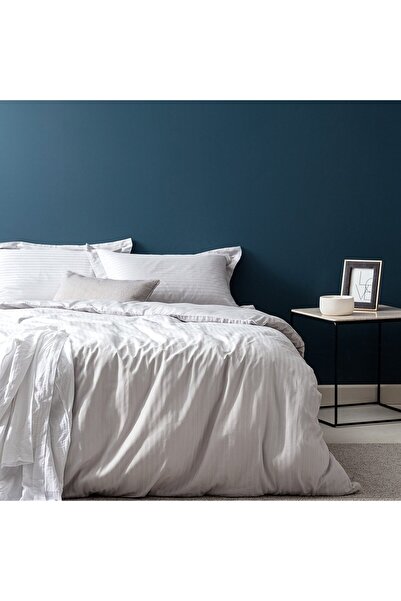 Madame Coco Elicia Doppelt gestreiftes Satin-Bettbezug-Set - Hellgrau