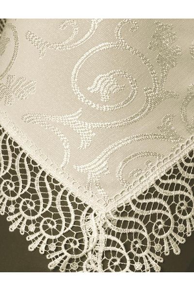 Karna Home Elegant Laced Tablecloth