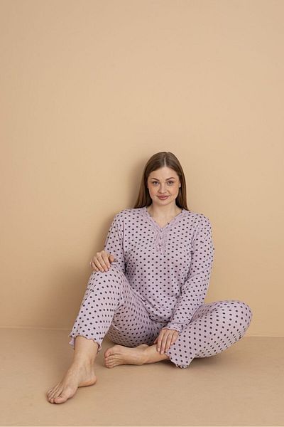 Temporium Women's Large Size Patterned Buttoned Collar Long Sleeve Bamboo Pajama Set