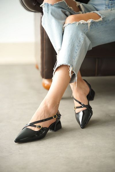 GOFFSHOES Pantofi de damă Pier cu toc mic - negru-patentat