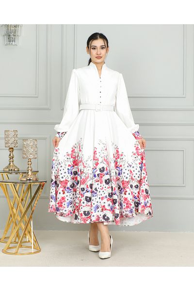 Stylish Elegant dress decorated with rose borders