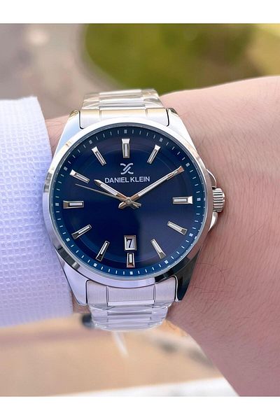 Daniel Klein 30 Mt Water Resistant Special Design Men's Wrist Watch with Steel Cord Calendar