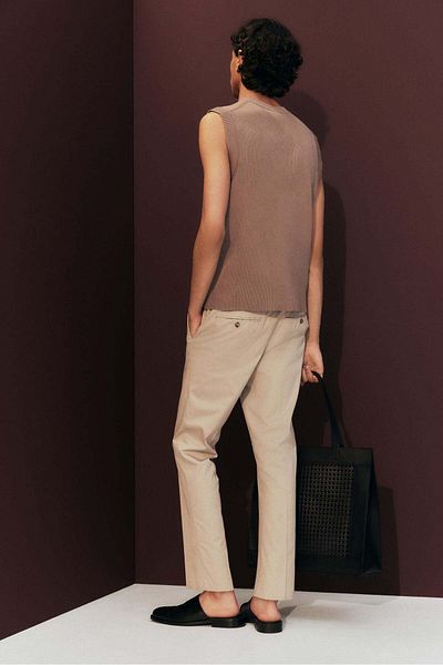 H&M Slim Fit Cropped Trousers