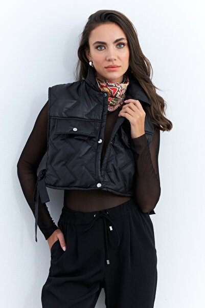 Cool & Sexy Black Crop Women's Vest - Is808
