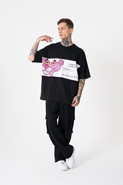 Machinist Ανδρικό μπλουζάκι με στάμπα ροζ Panther, Oversize, μαύρο