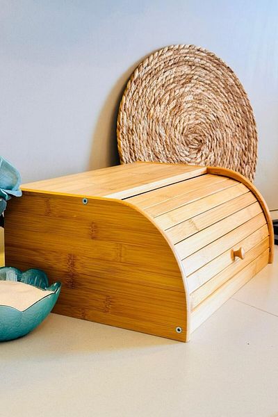 Makri Luxury Natural Bamboo Bread Bowl, Bread Basket with Sliding Lid