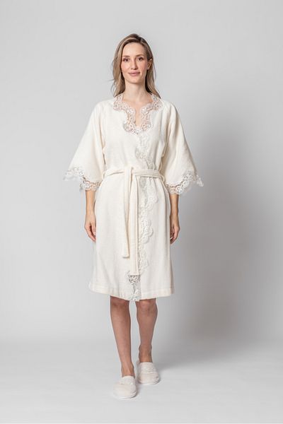 Gül Güler Lace Bathrobe Pearl