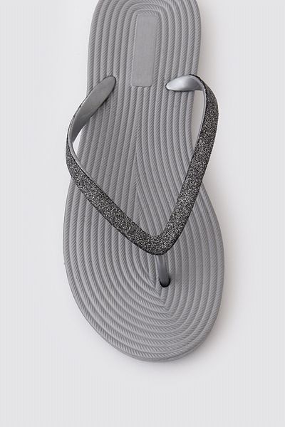 OZYO Bety Silver Flip Flops Beach Slippers