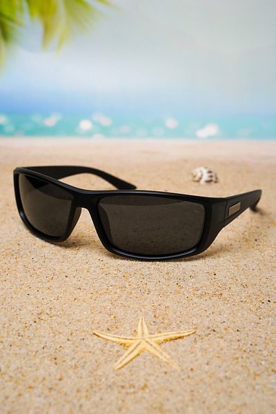 Di Caprio Polarized Glass Men's Sunglasses Matte Black Sports Frame Dc1613Gun