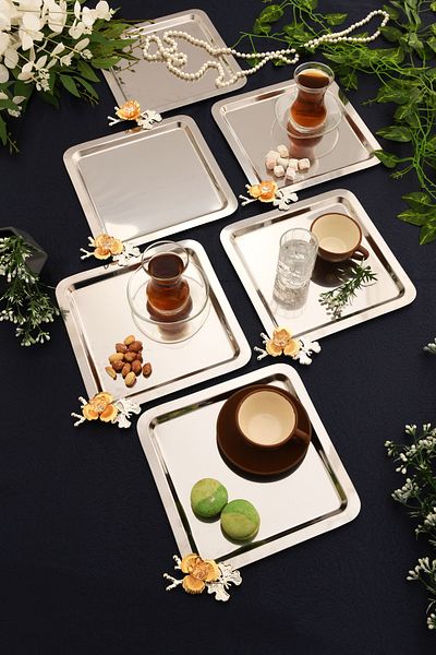 AKSESUAR EVRENİ Voltren Stainless Set of 6 Butterfly Crystal Stone Detailed Stainless Multi-Purpose Presentation Tray Silver