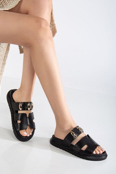 Tonny Black Women's Black Banded Buckle Detailed Design Slippers