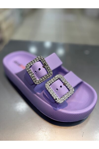 Akınal Bella Papuci de zi cu zi pentru femei cu cataramă dublă cu detaliu de piatră