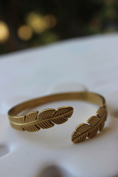 nevamor مشبك ذهبي قابل للتعديل موديل ورقة