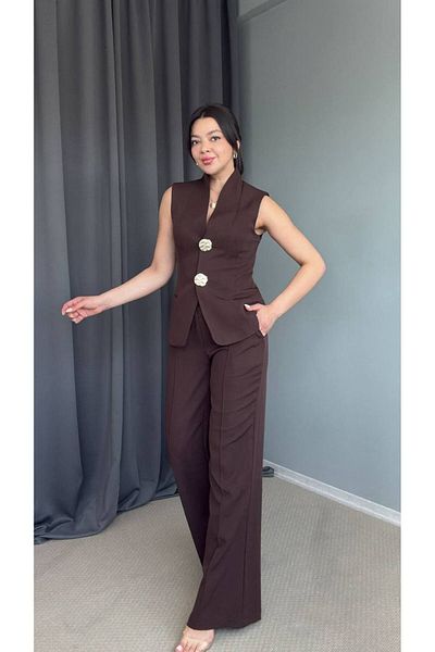 AlisaSu Women's Bitter Brown Gold Buttoned Vest Trousers Suit