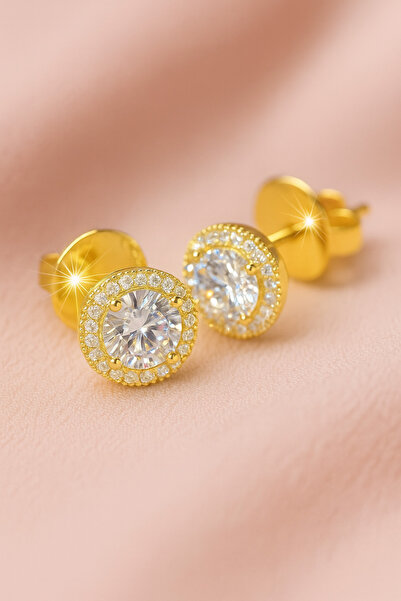 Crystal Diamond Zirconia Işıklı kutuda gönderilen, 0.50 karat tektaş küpe