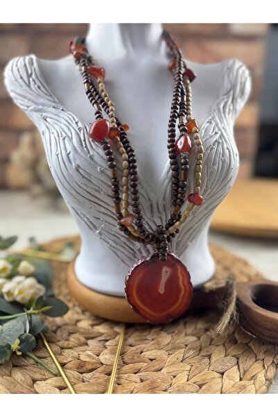 SEDEF TAKI Ahşap plakalı taşlı boncuklu kolye