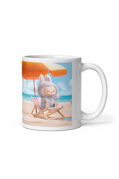 Intisimo Ceramic Mug, LABUBU, Puffs at the Beach, 330ml