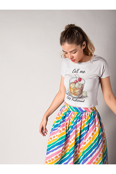 LAYORA Call Me Old Fashioned με τύπωμα Λευκό μπλουζάκι με κομμένο κορμό