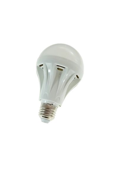 OEM Classic LED bulb E27, 9W, 6500K, 806 lm, cold light