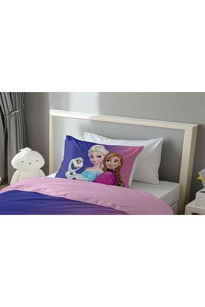 Şen Dekorasyon Elsa and Anna Children's Pillow Case
