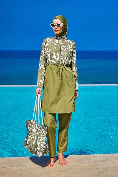 A Andalus Hijab Swimsuit – Green |   4 Piece Suit, Water Repellent, Drawstring Detail R2506