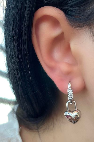 TAKIŞTIR Silver Color Heart Figured Stone Detailed Steel Xuping Earrings (Pair)