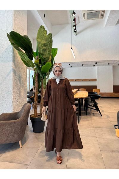 butik hira Φόρεμα με λεπτομέρεια από ύφασμα φράουλα με κουμπί