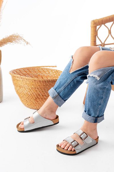 mirvella Unisex Double Buckle Slippers Comfortable Home and Outdoor Slippers