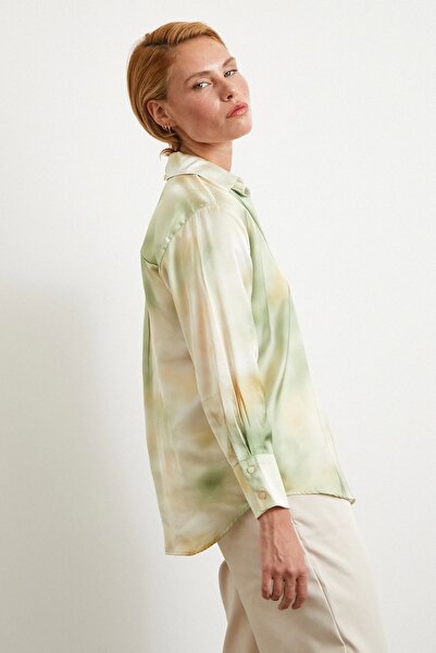 Never more Σατέν πουκάμισο με μπογιά μοτίβο πράσινο