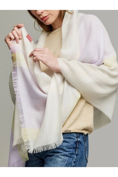 KUNA Eșarfa Lumalay Kuna multicolor lila/crem
