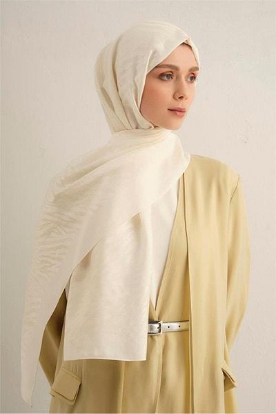 Armine Pamora Shawl 1 58