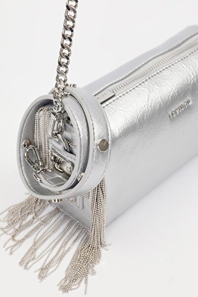 Levidor Premium Püskül Zincir Detaylı Omuz Çantası Gümüş