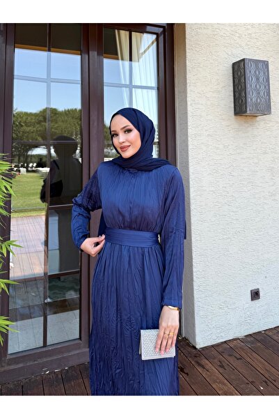 Melike Tatar Rochie din satin de mătase 32-3561