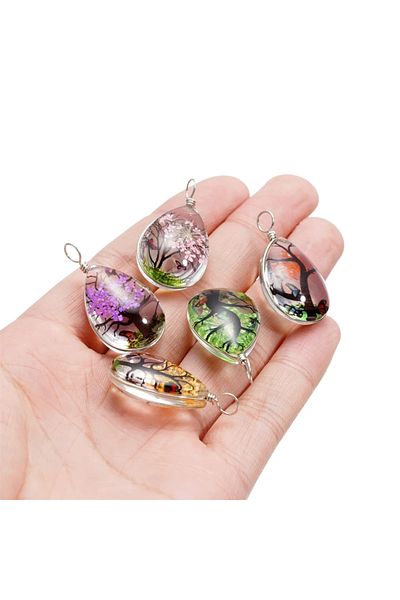 Wolawood Handmade Epoxy Necklace – Natural Floral, Transparent Resin Design, Women's Gift Elegant Jewelry Accessory