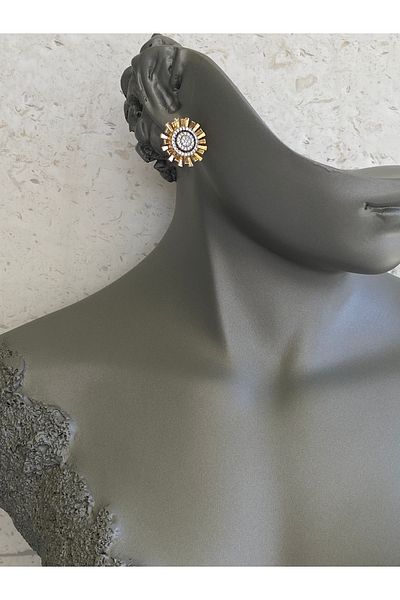 Lucios Rosegold Sunflower Earrings with Golden Craftsmanship