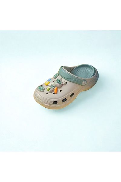 CREATIVE OUTFITS Kids Garden Clogs, with Decorative Charms, Slip-On Style